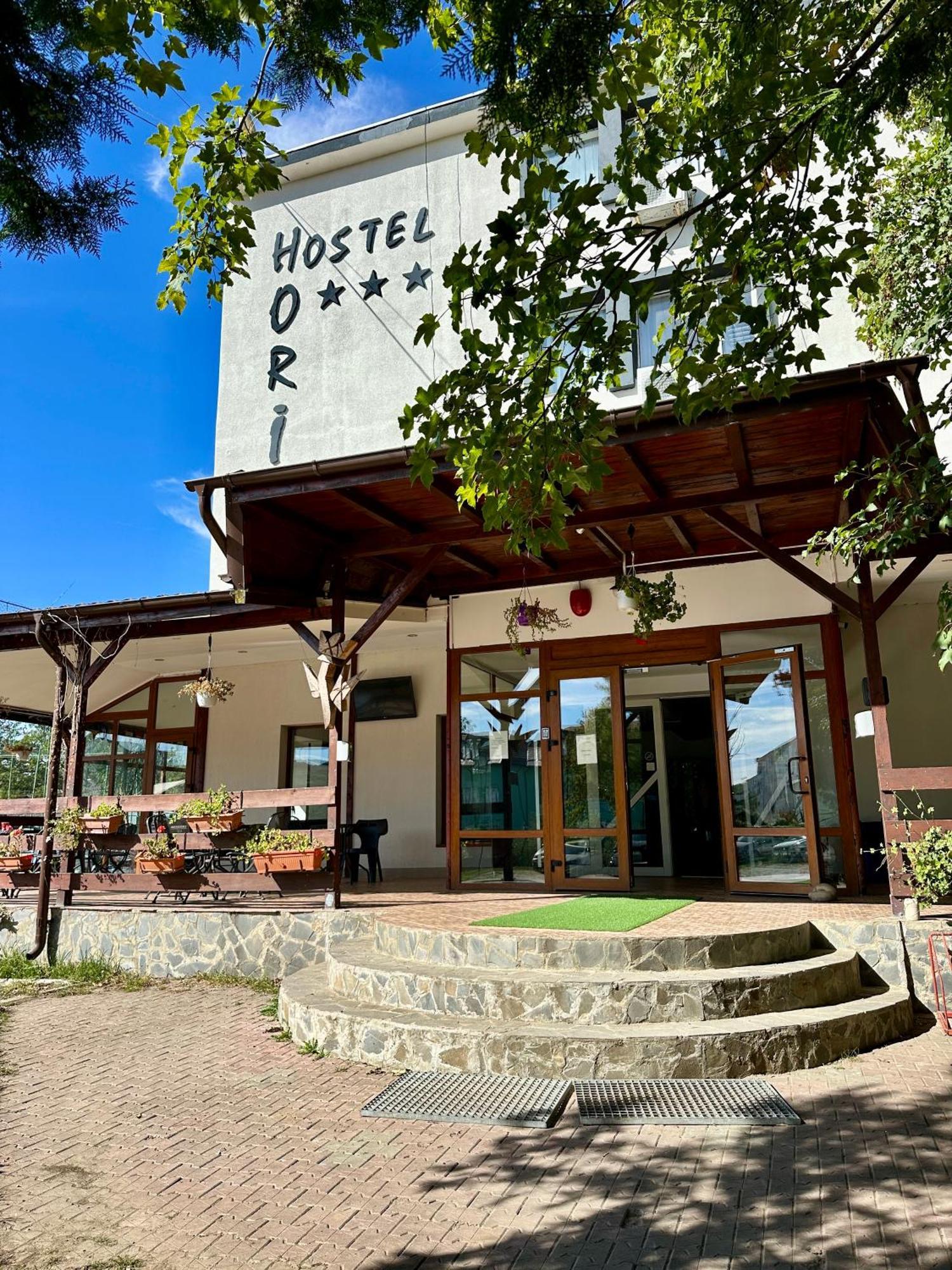 Hostel Horia Plopeni Exterior foto